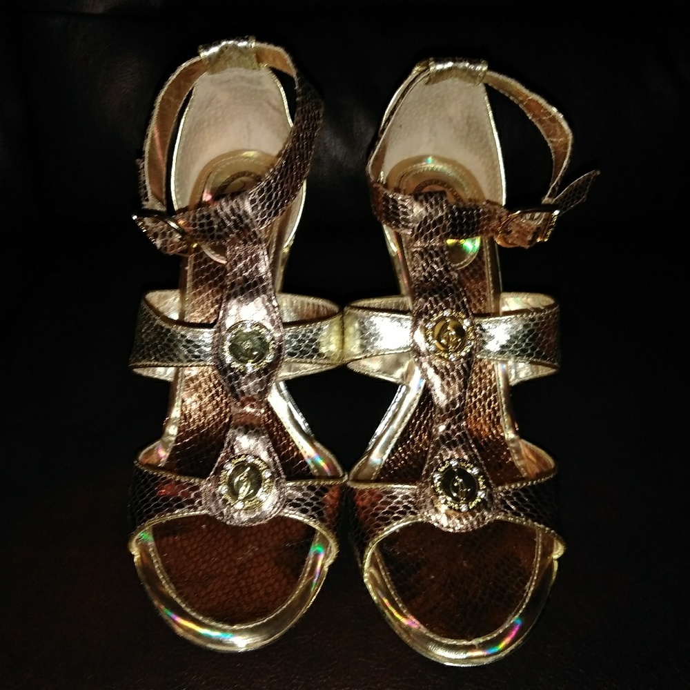 Gold Babyphat Heels 👠